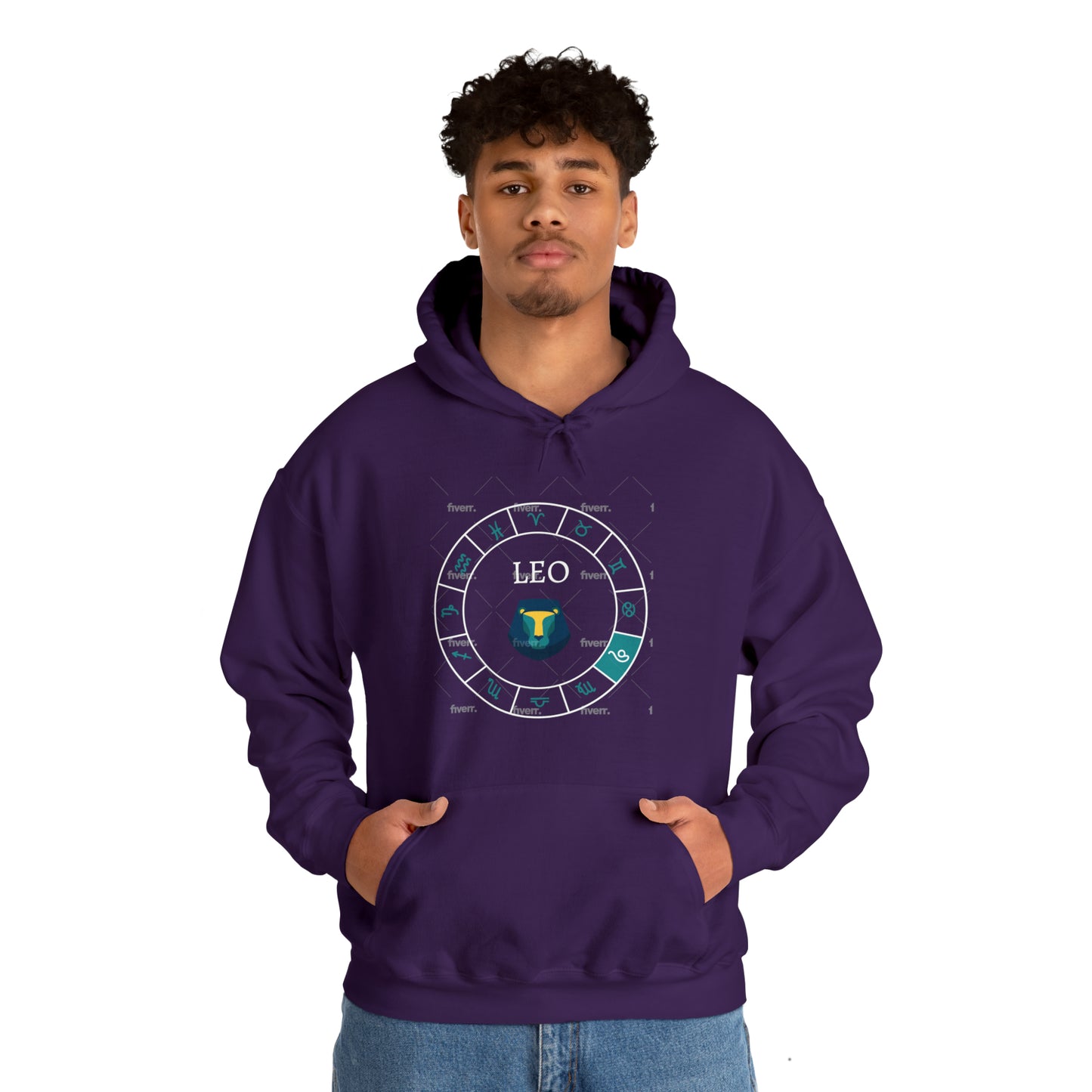 Leo Unisex Heavy Blend™ Hooded Sweatshirt